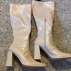 Classic Block Heel Boots in Cream